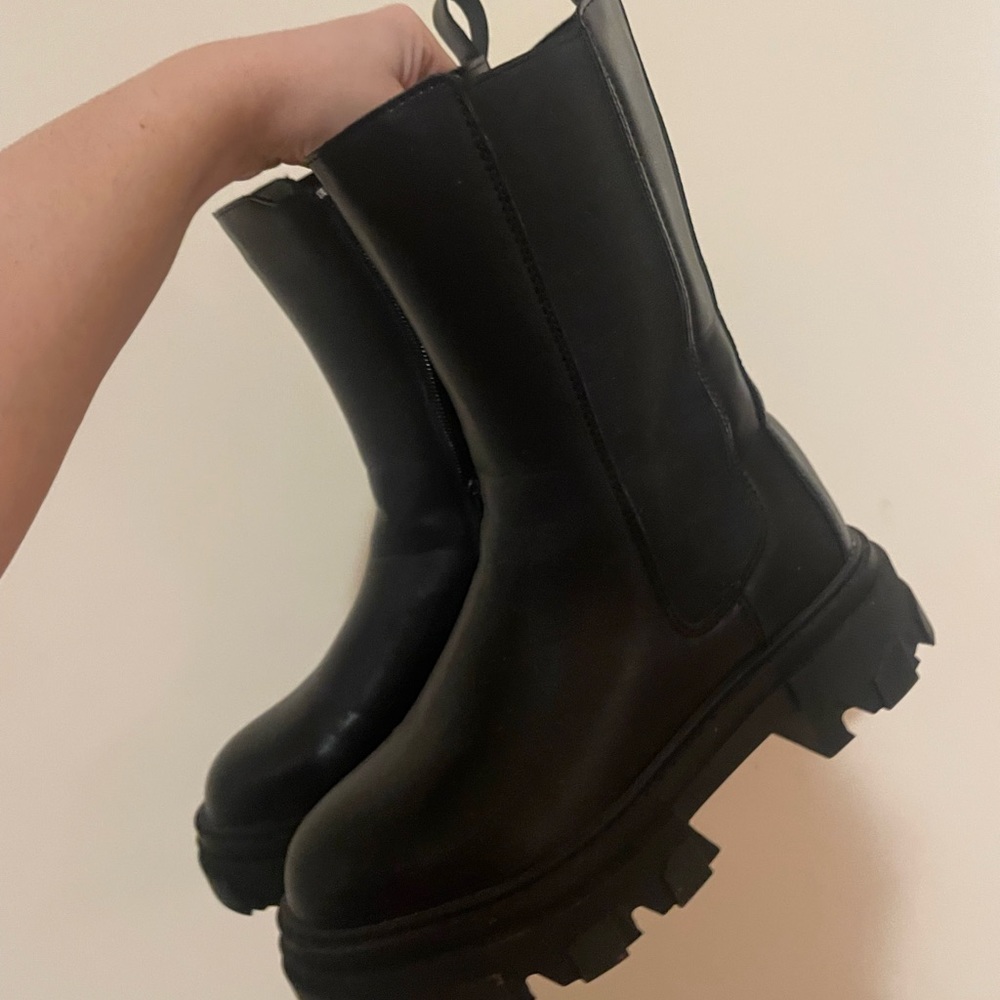 Black boots